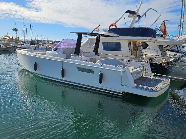 2014 Fjord 36' Open