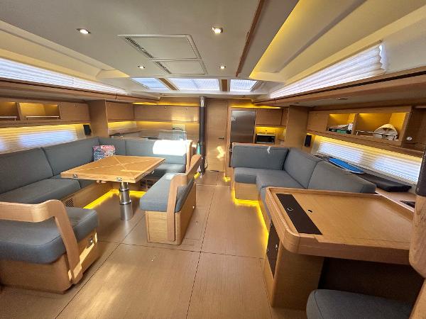 2018 Dufour 56 Exclusive