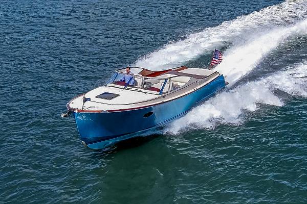 2018 Hinckley 34 Runabout