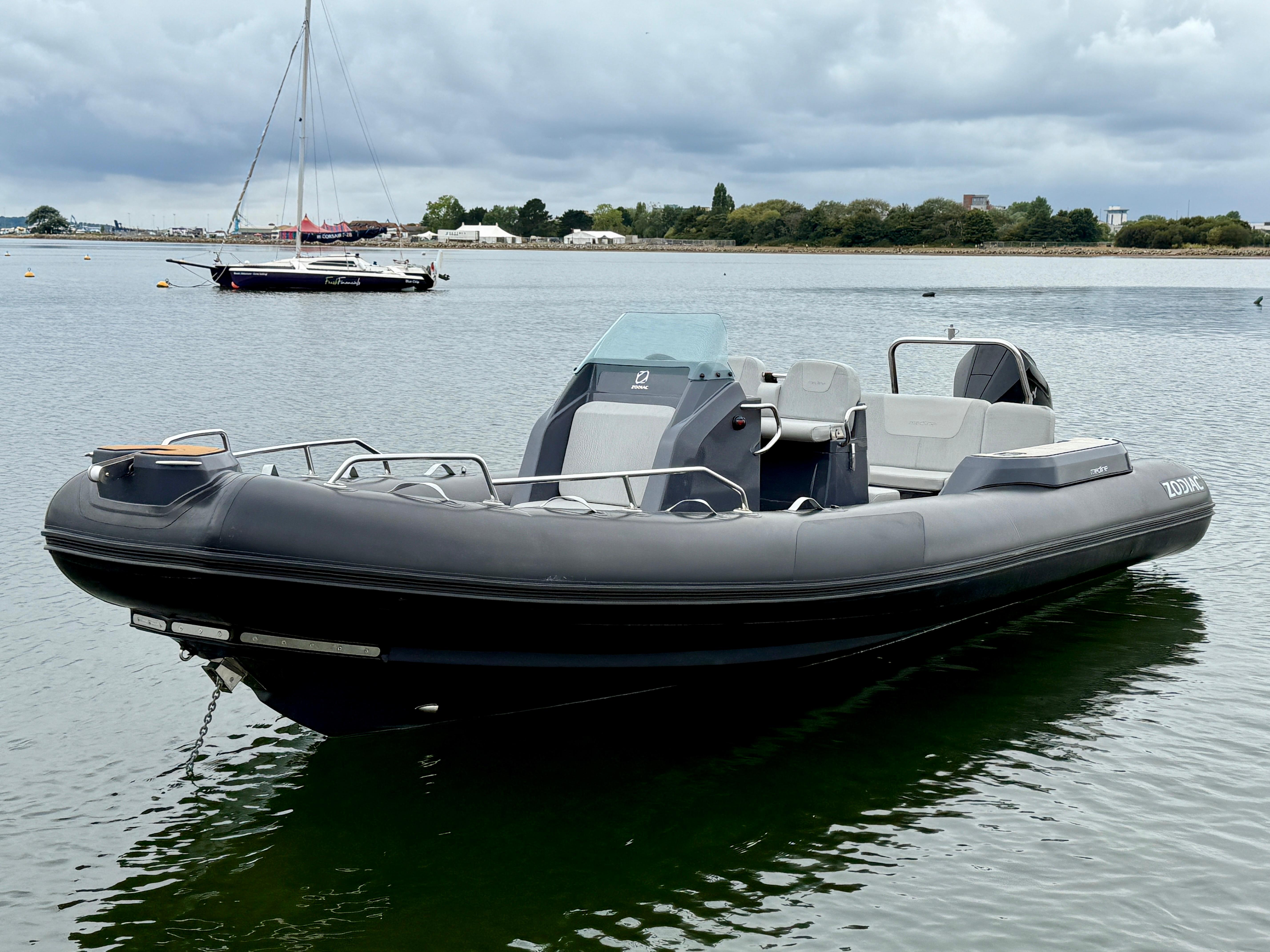 2022 Zodiac Medline 7.5