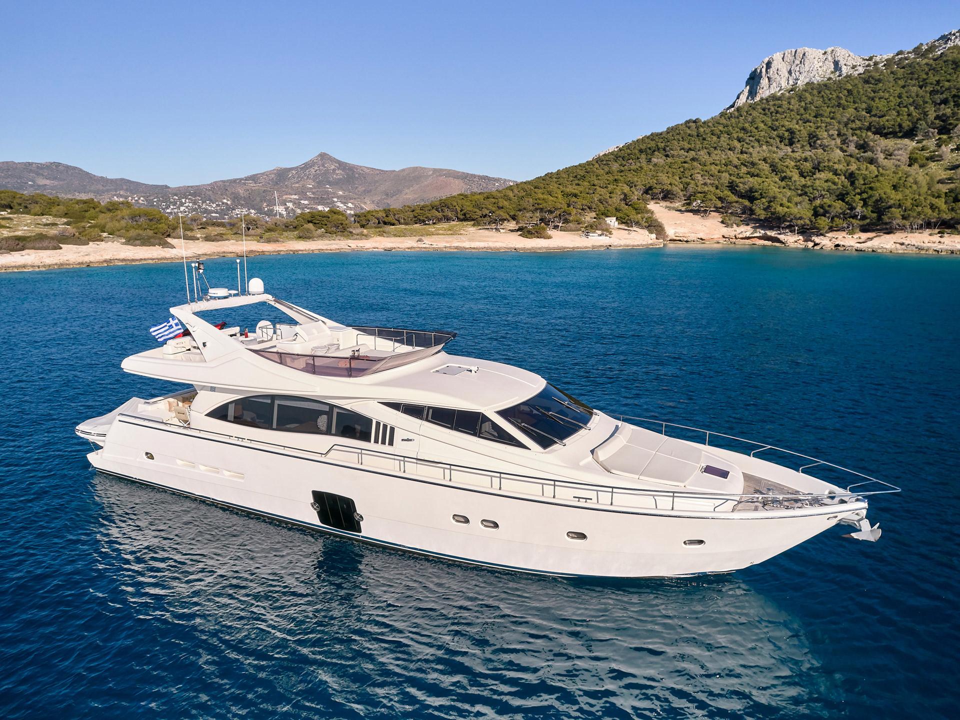 2006 Ferretti Yachts 731