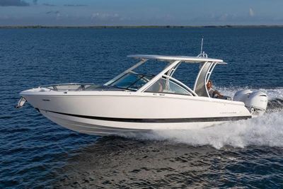 Chaparral 310 OSX Boat