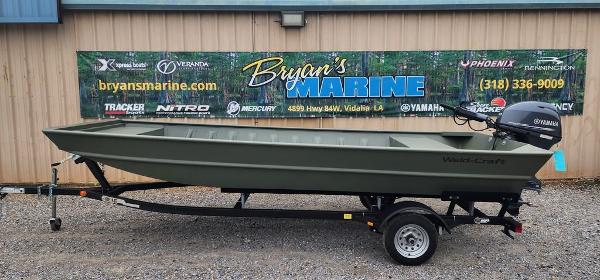 Weldcraft 1652-CL 2023 Weldcraft 1652-CL boat on trailer at Bryan's Marine dealership.