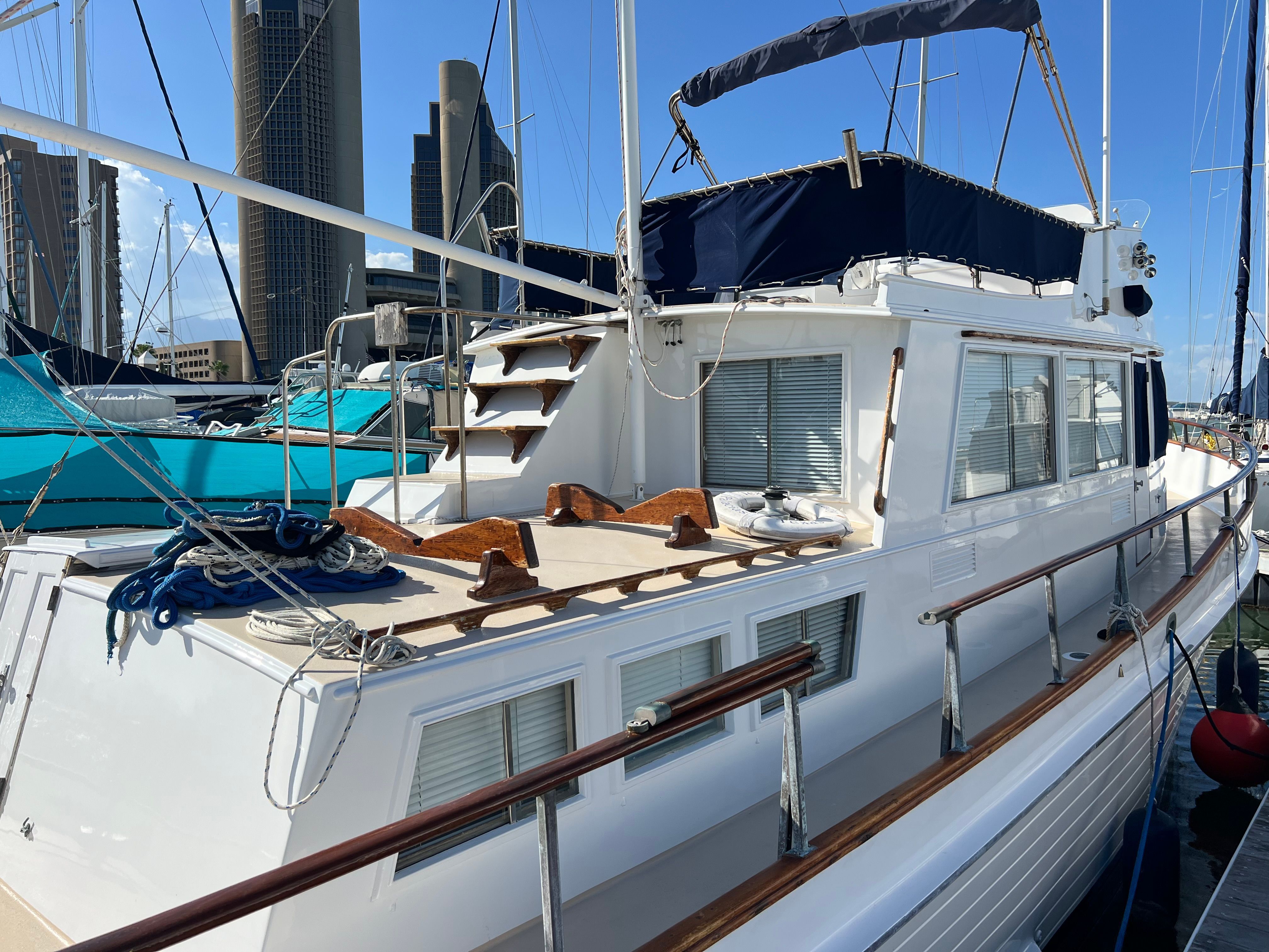 1979 Grand Banks 42 Classic
