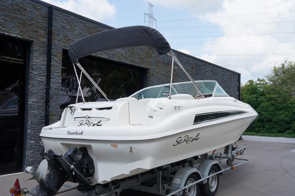 1997 Sea Ray 210 Sundeck