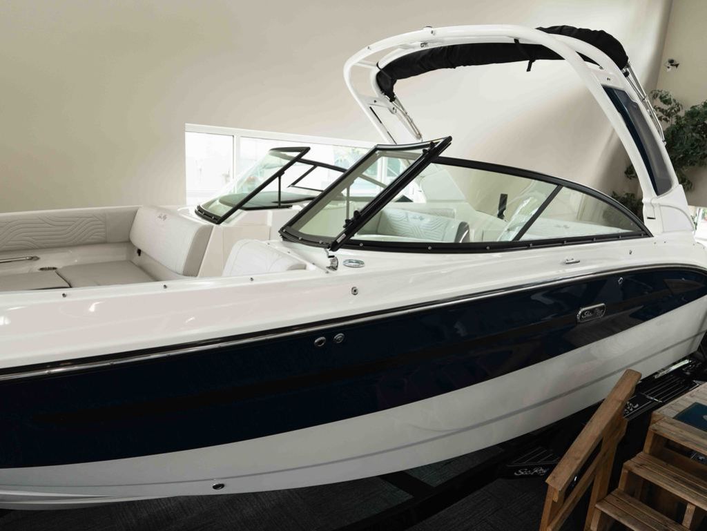 2025 Sea Ray SDX 250 Surf