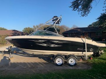 2006 Sea Ray 220 Select
