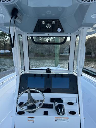 2024 Sportsman Open 252 Center Console