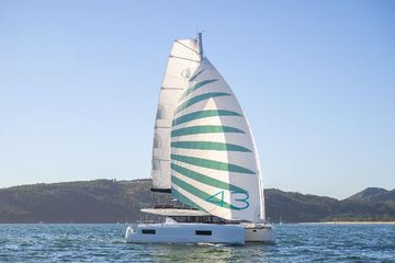 2025 Lagoon 43