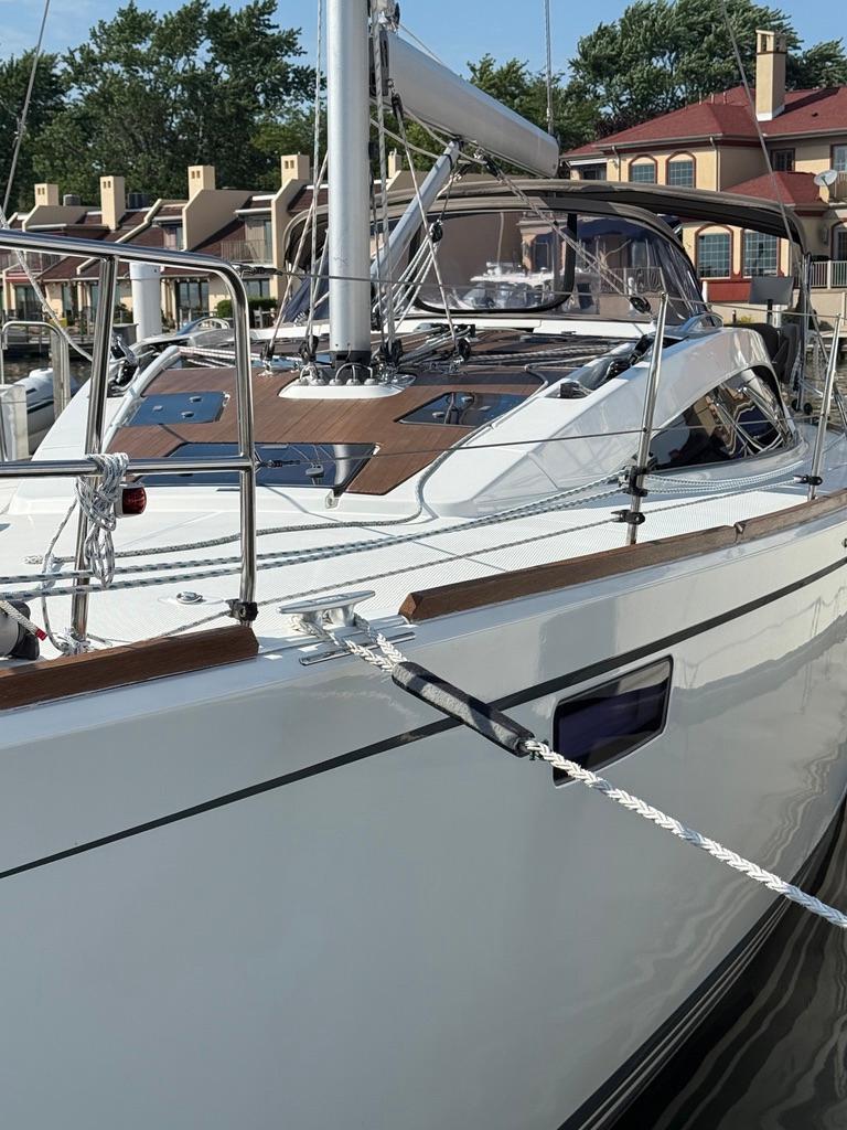 2016 Bavaria Vision 46