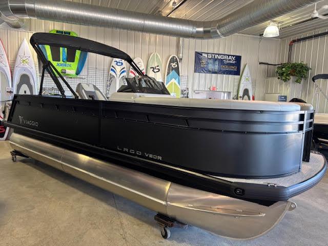 2025 Viaggio V20R Rear Fish