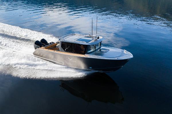Jasper Marine Defender 22 - Storm Bow 2025 Jasper Marine Defender 22 - Storm Bow cruising on calm water.