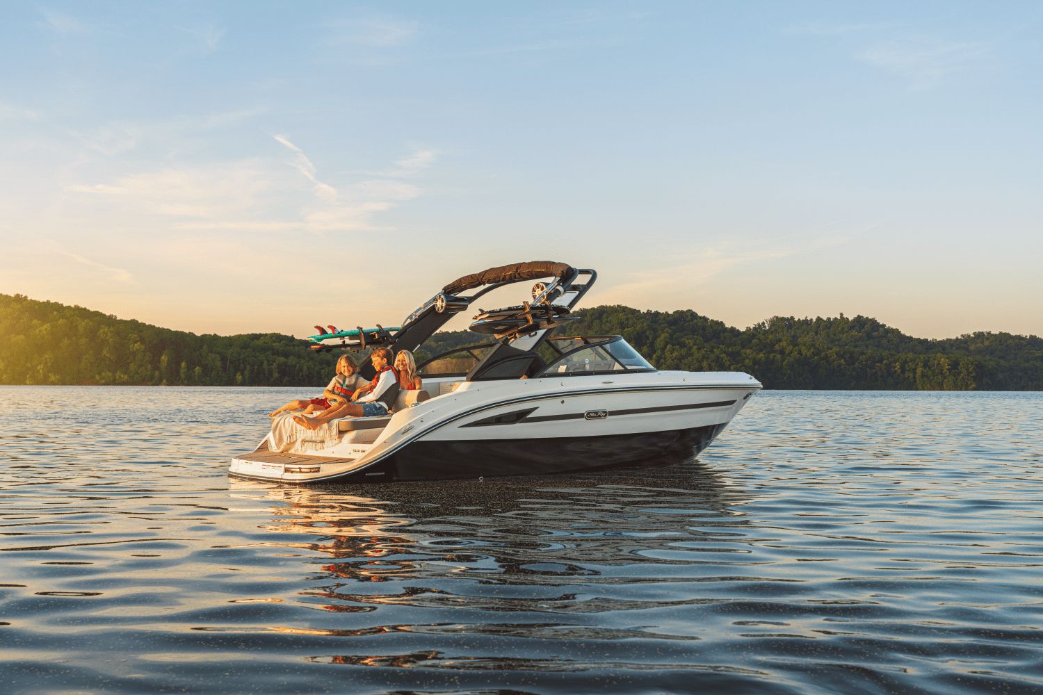 2026 Sea Ray SDX 230 Surf
