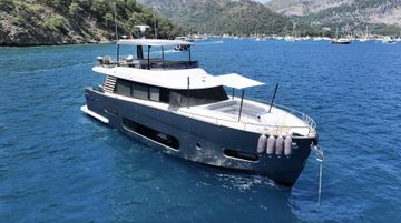 2025 Azimut Magellano 66
