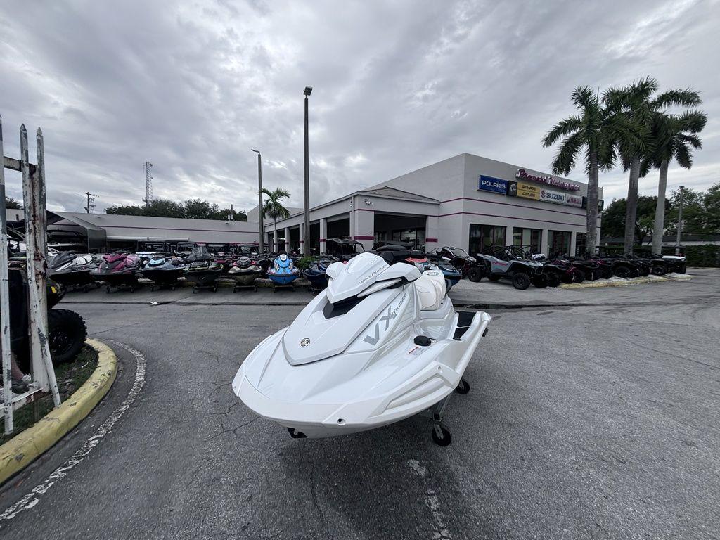 2025 Yamaha Boats VX Cruiser® with Audio