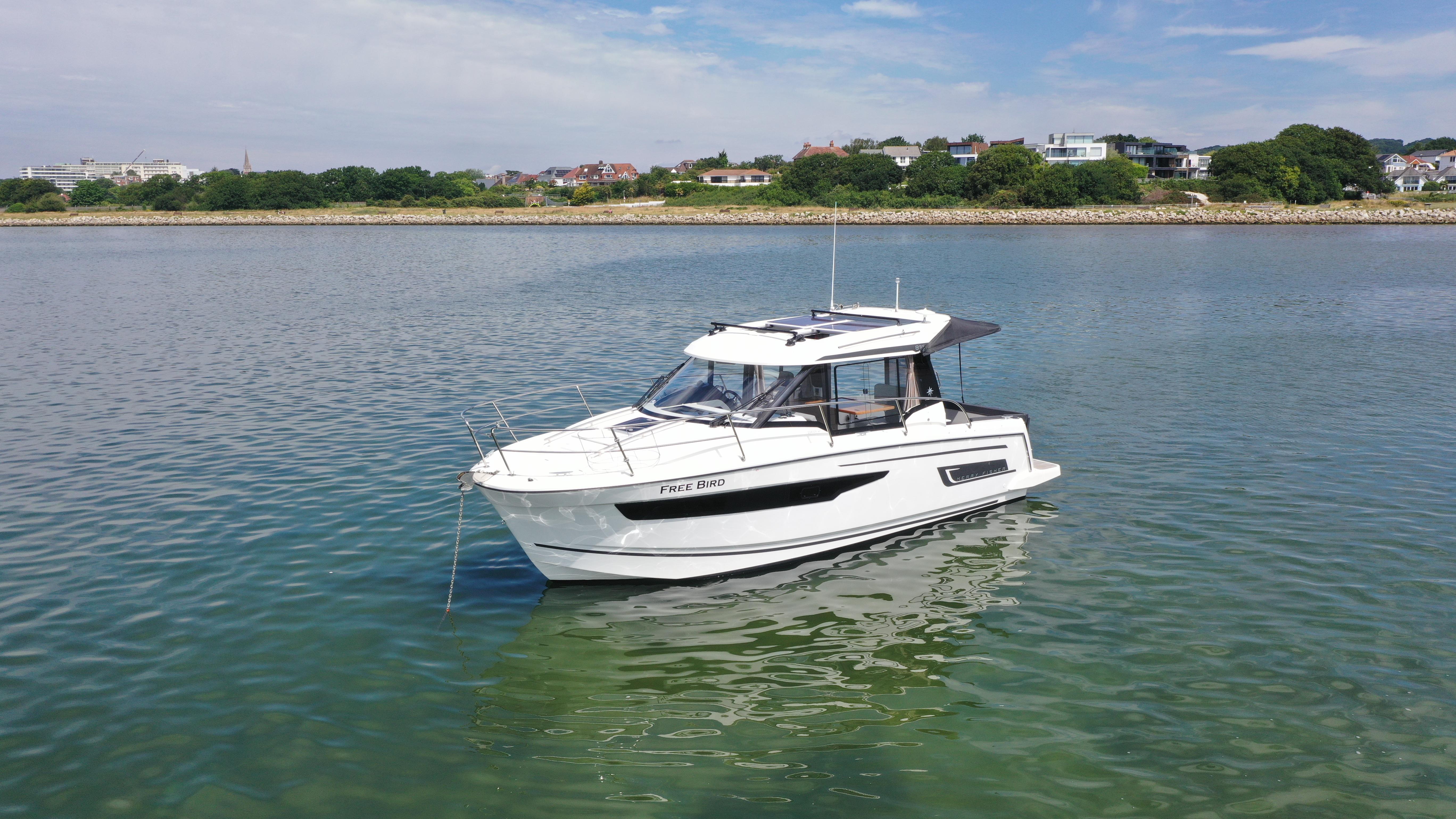 2020 Jeanneau Merry Fisher 895 Offshore