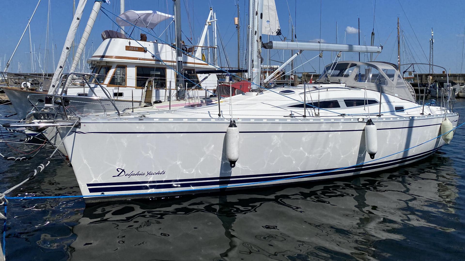 2007 Delphia 33
