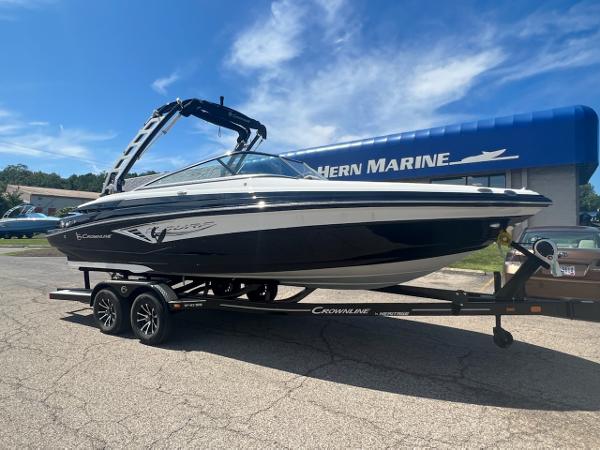 2023 Crownline 240 SS SURF