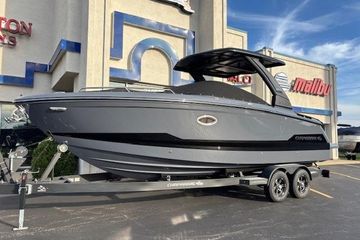 2025 Chaparral 2870 SSX