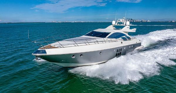 Azimut 86S
