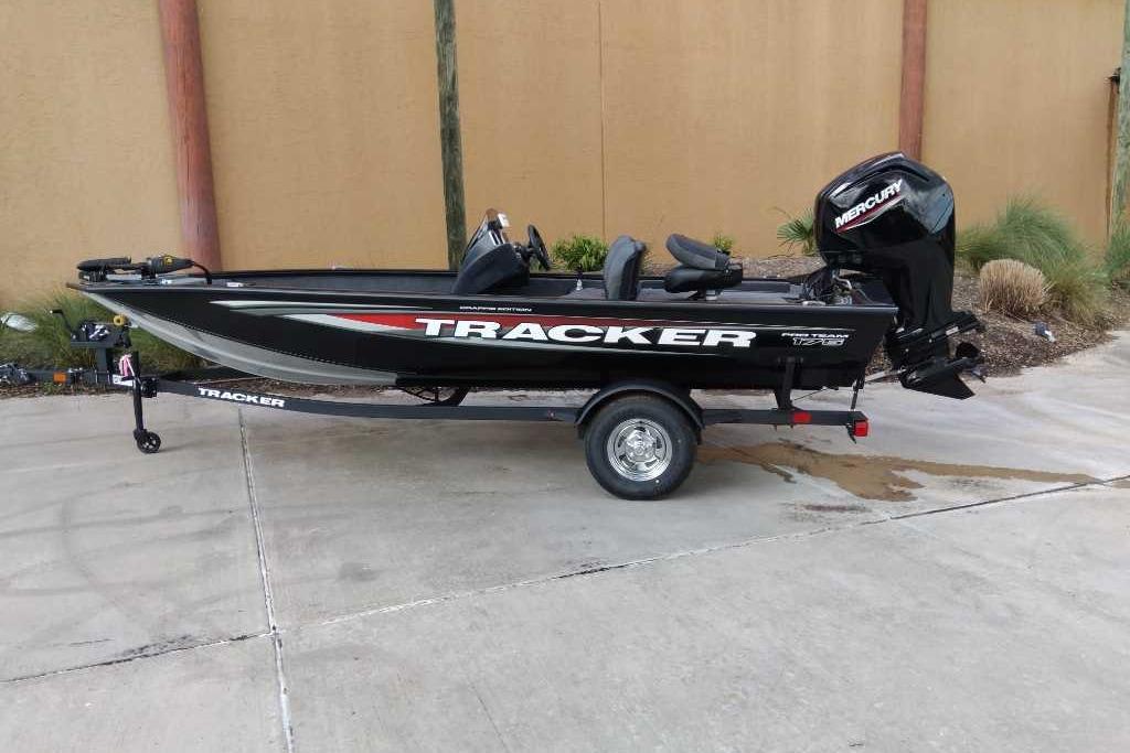 2025 Tracker Pro Team 175 Crappie Edition