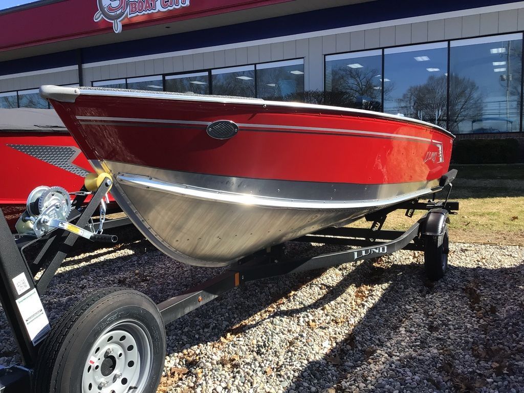 Lund 1400 Fury Tiller