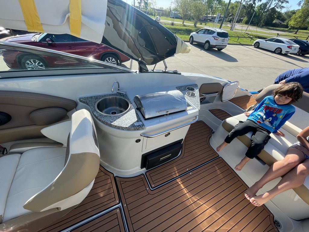 2022 Crownline 290 SS