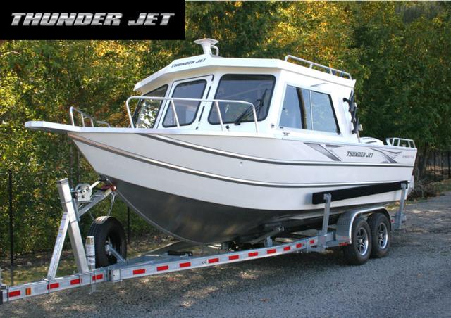 Thunder Jet Alexis Pro XL 24'