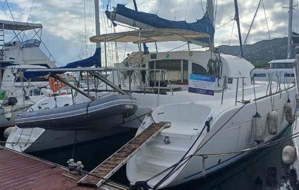2000 Lagoon 380