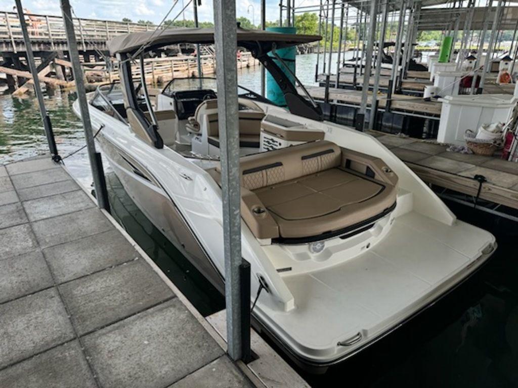 Sea Ray SLX 310