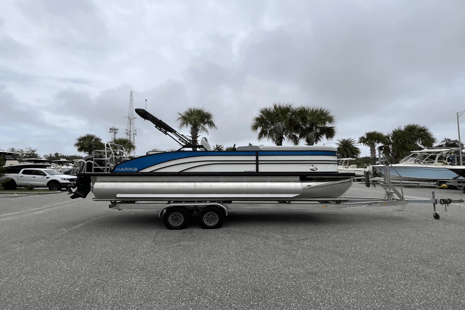 2025 Harris 230 Sunliner