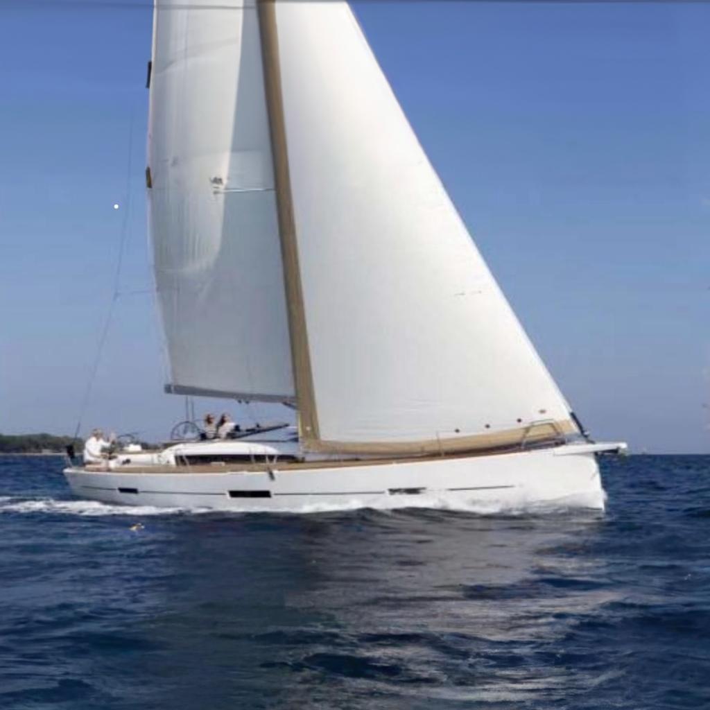 2020 Dufour 460