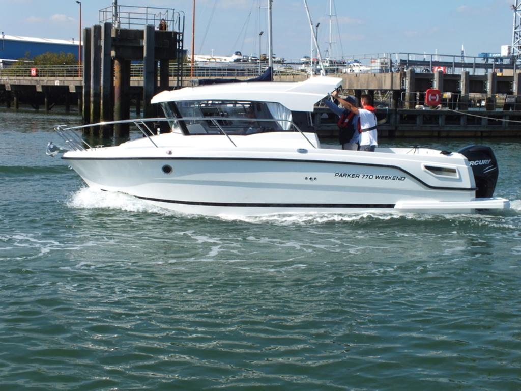 2024 Parker 700 Pilothouse
