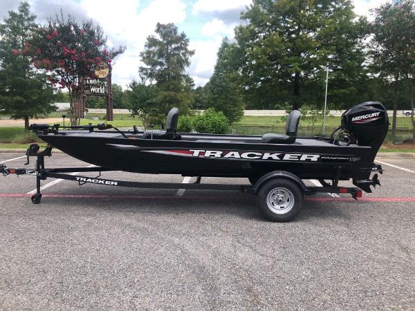 2025 Tracker Panfish 17