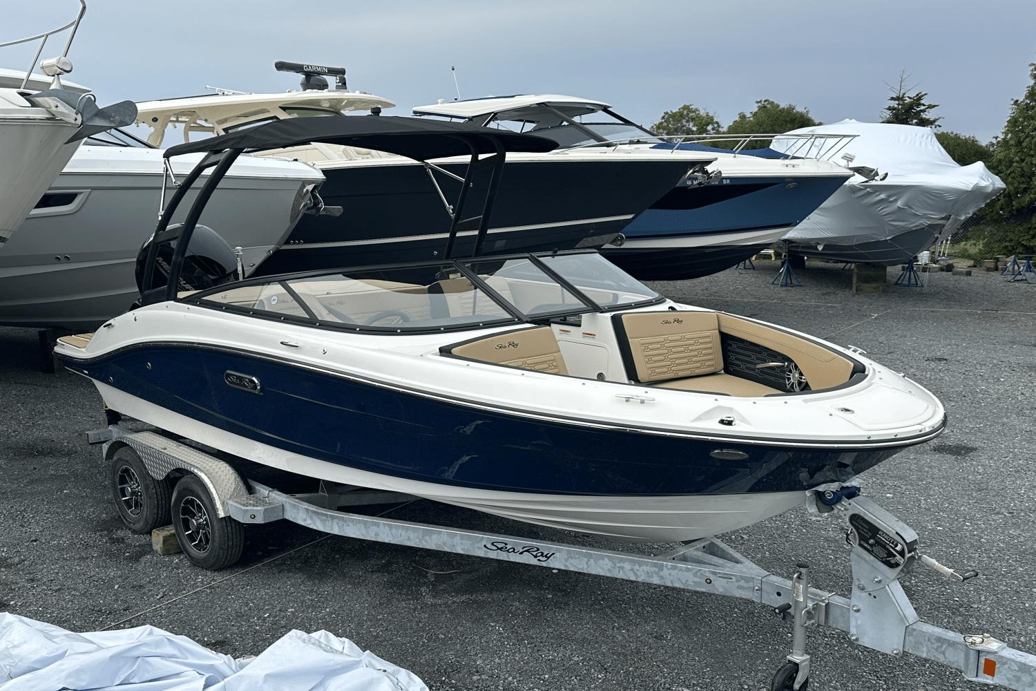 Sea Ray SPX 190 Outboard