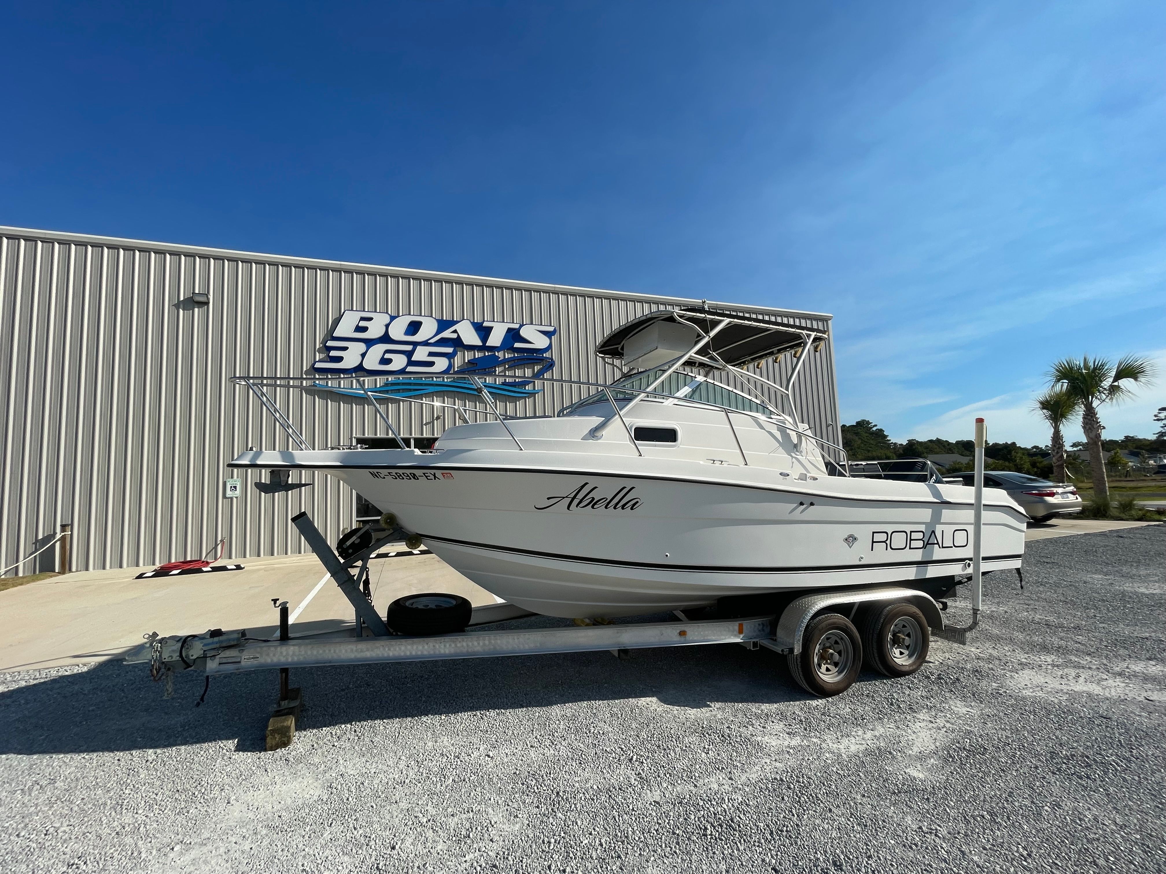 2000 Robalo 2240 Walkaround
