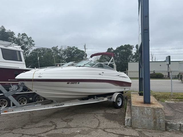 2004 Chaparral 215 SSi