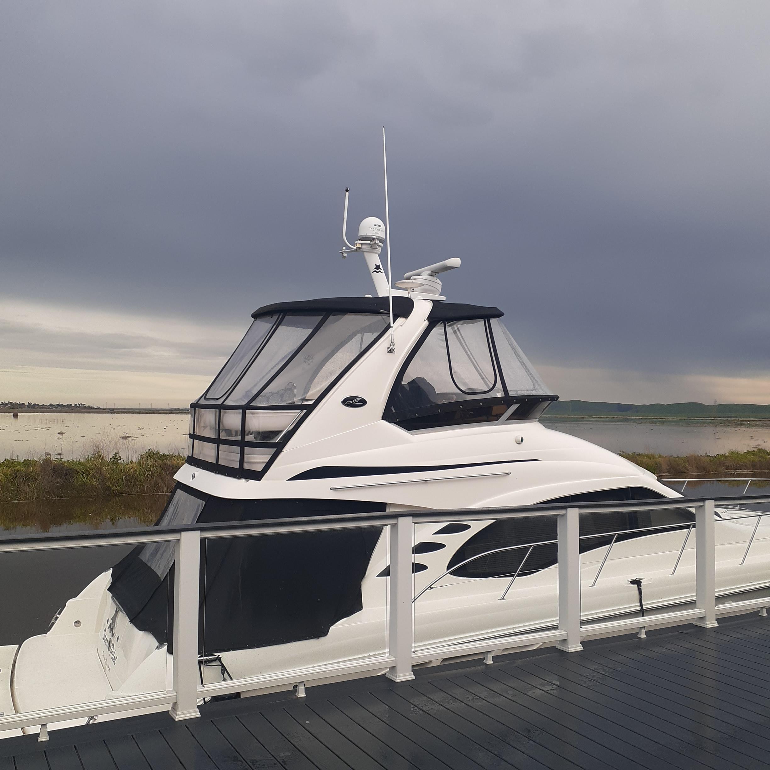 2005 Sea Ray 420 Sedan Bridge
