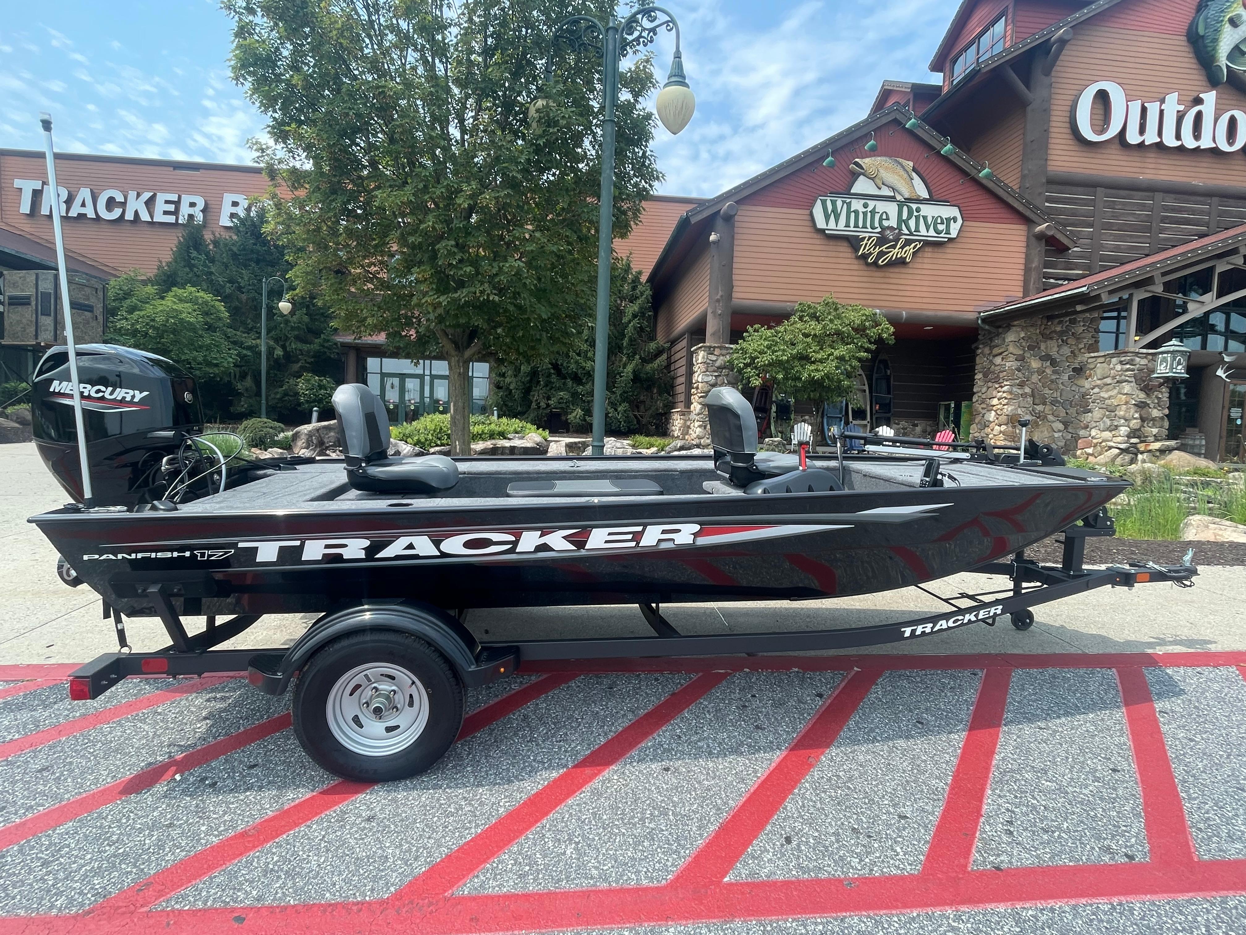 2025 Tracker Panfish 17