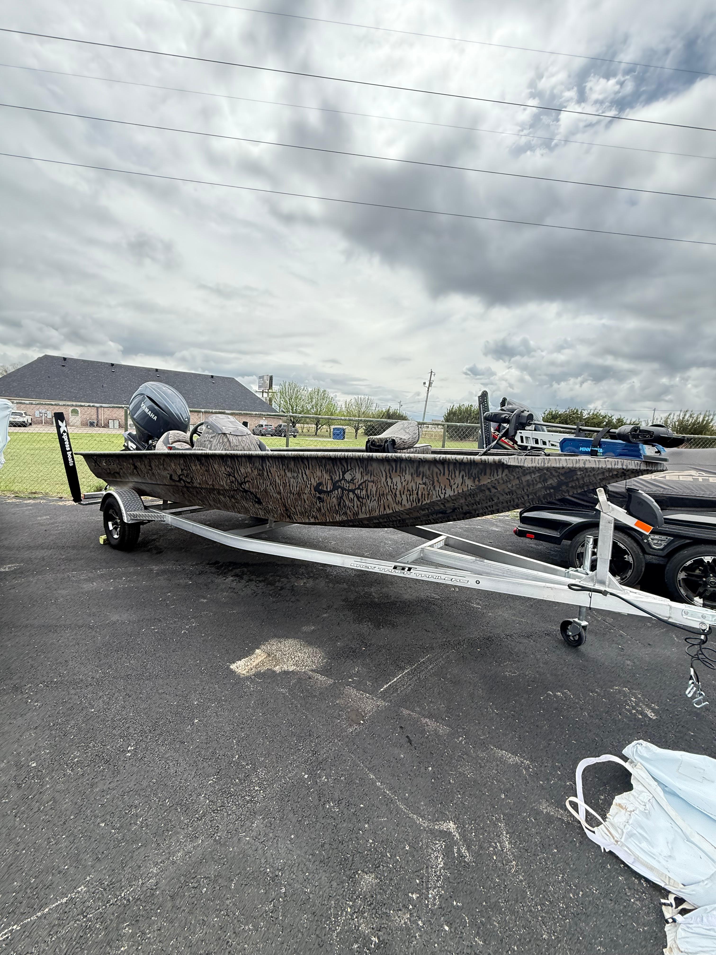 2025 Xpress XP 200 Catfish