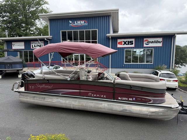 Premier 250 Solaris