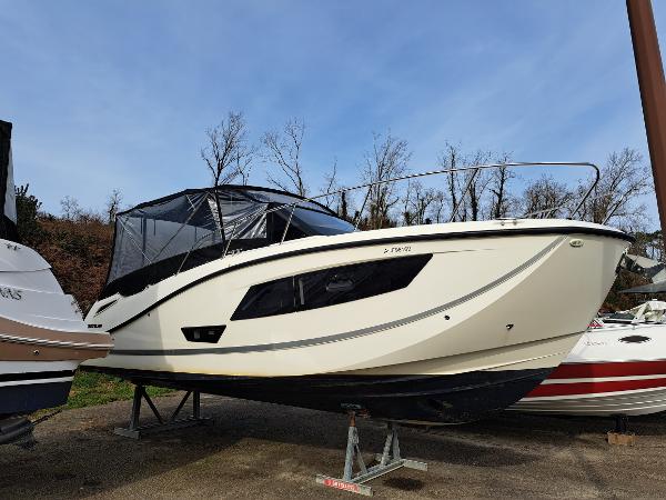 2020 Quicksilver Activ 875 Sundeck