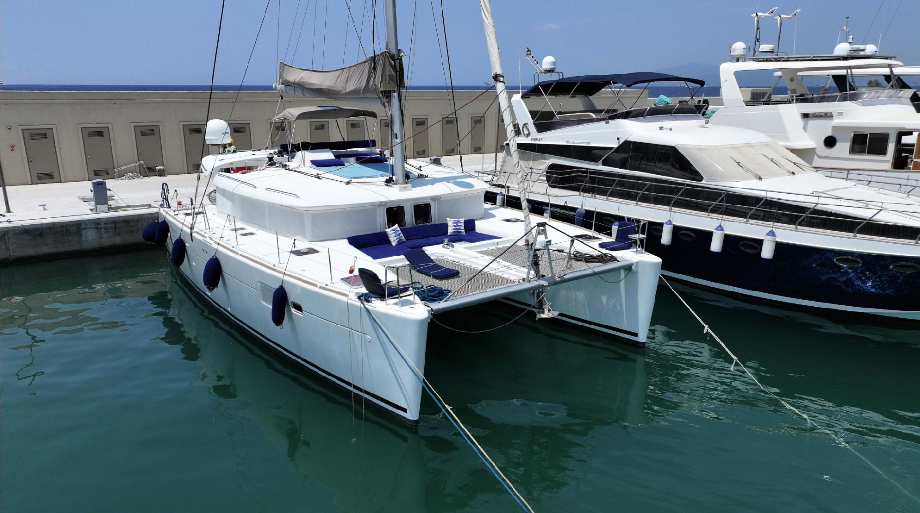 2013 Lagoon 450
