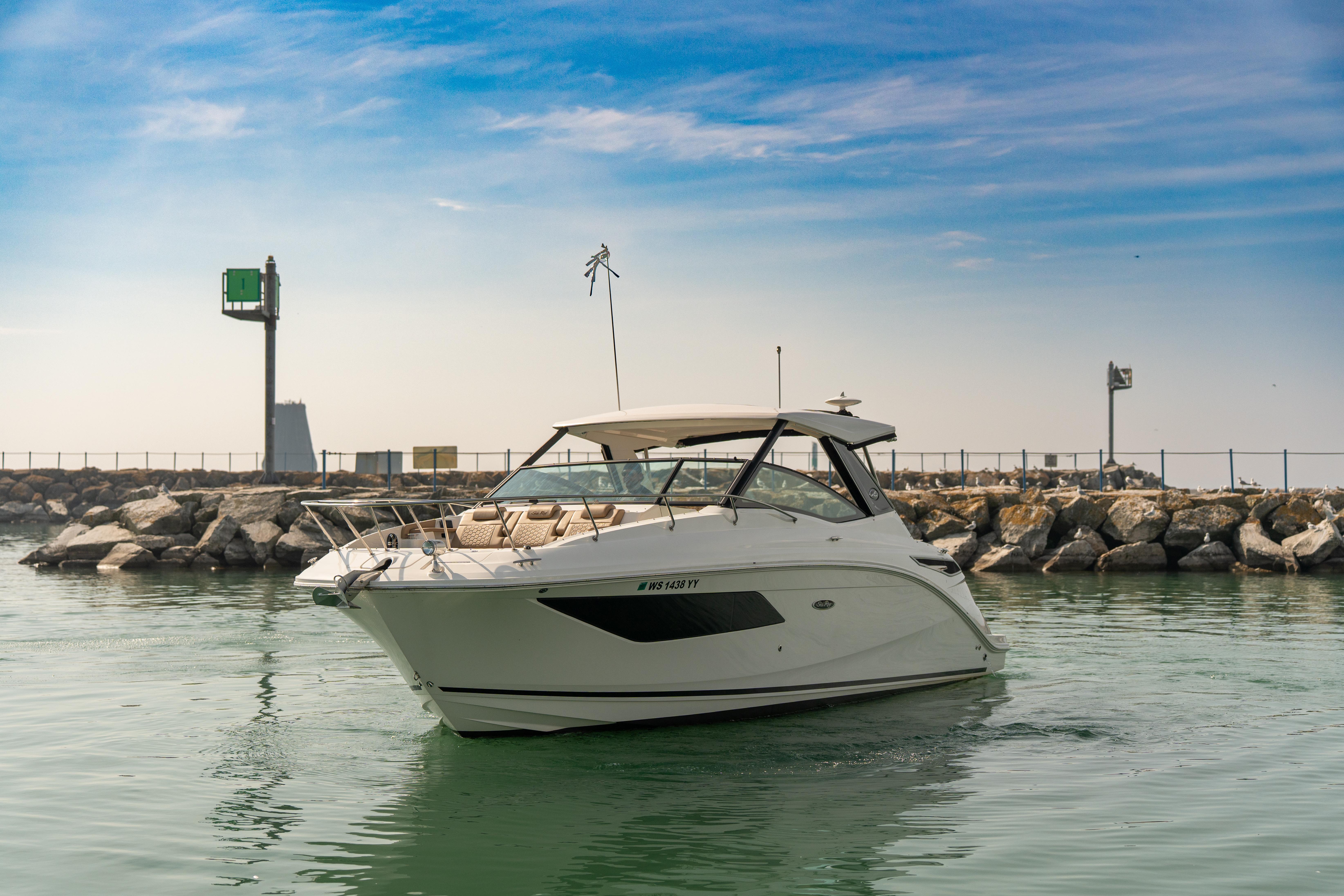 2019 Sea Ray Sundancer 320