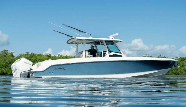 2021 Boston Whaler 380 Outrage