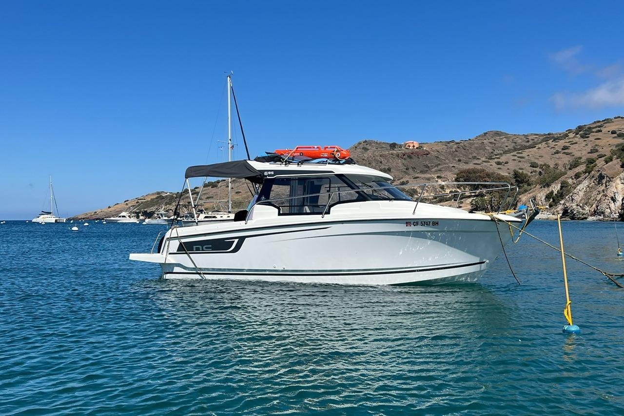 2023 Jeanneau NC Weekender 695 Series 2