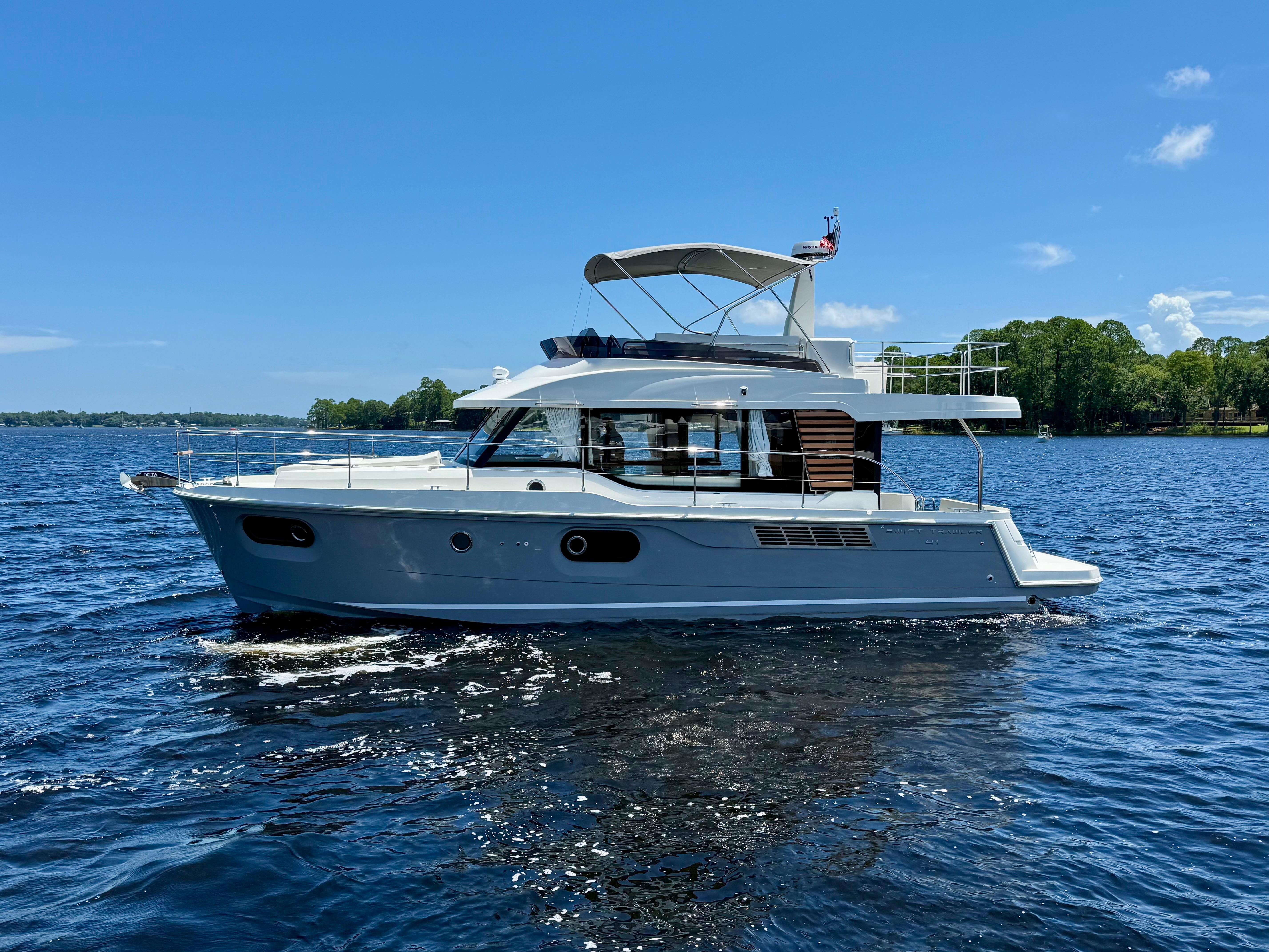 2026 Beneteau Swift Trawler 41 Fly