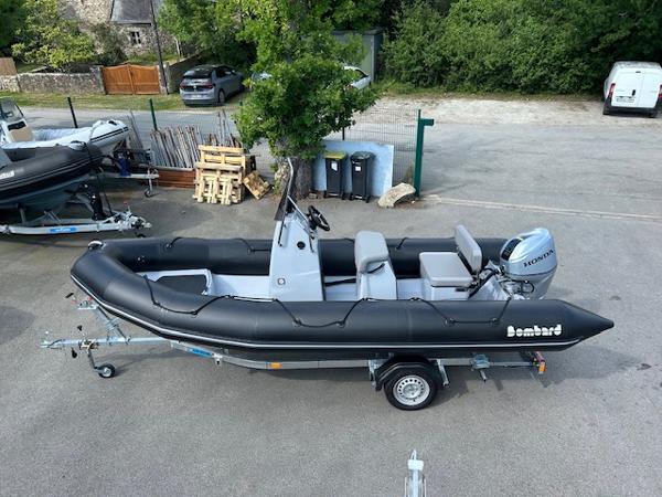 2025 Bombard Explorer 550 XL