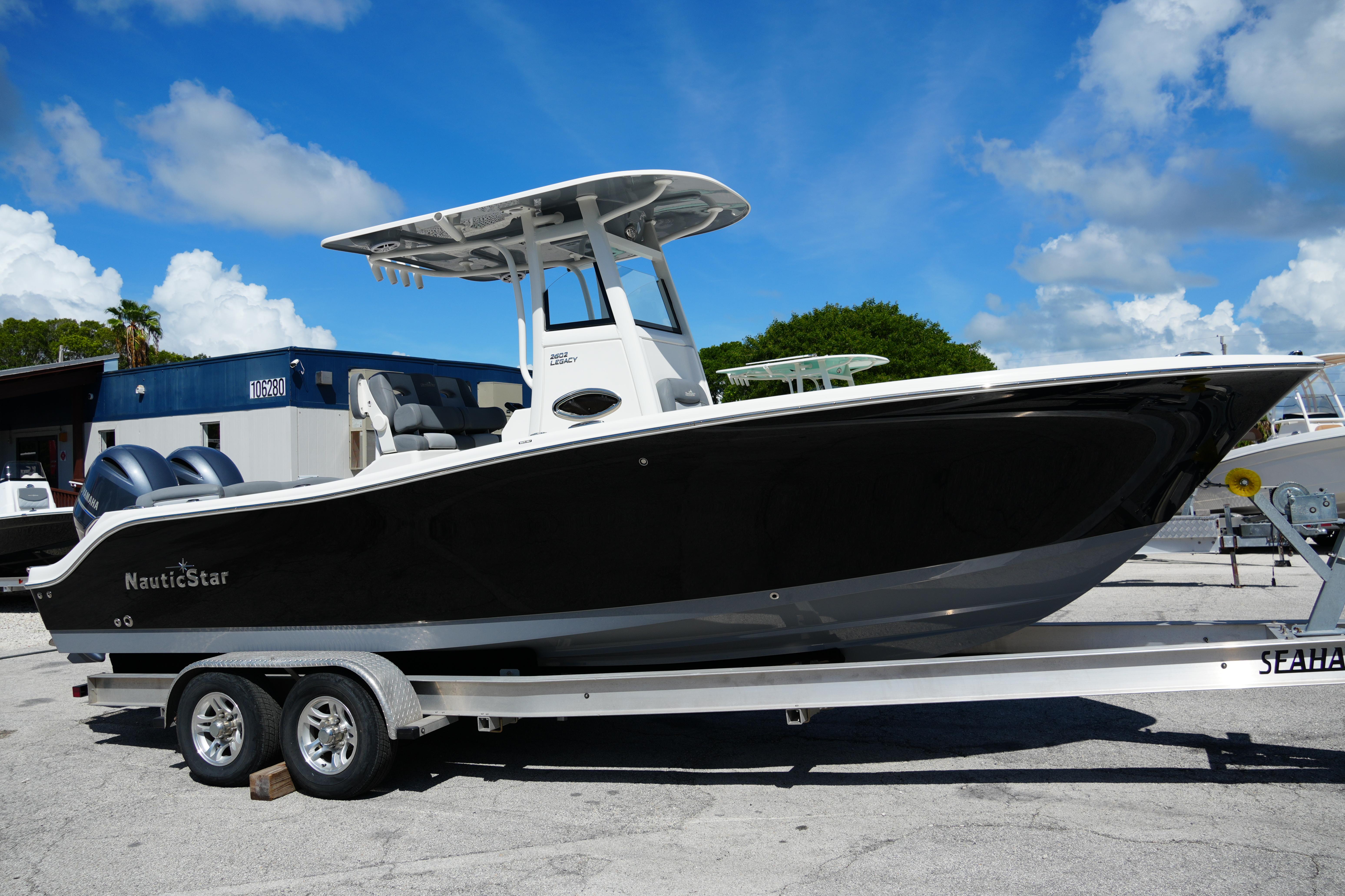 2023 NauticStar 2602 Legacy