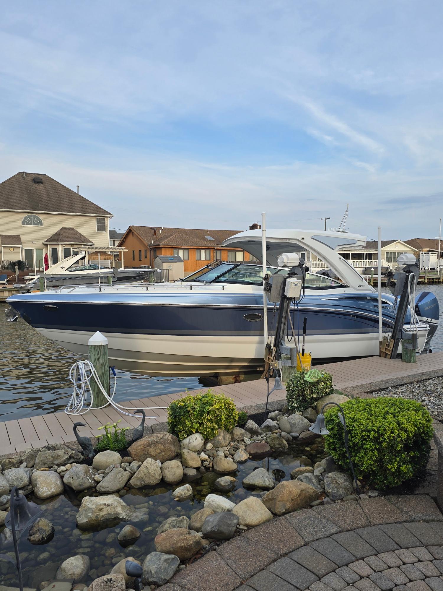 2020 Formula 310 Bowrider